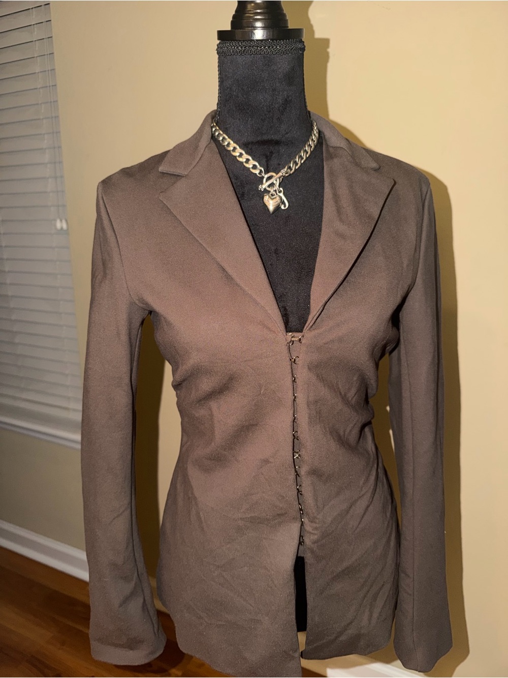 Zara Brown Fitted Hook-Front Women's Blazer